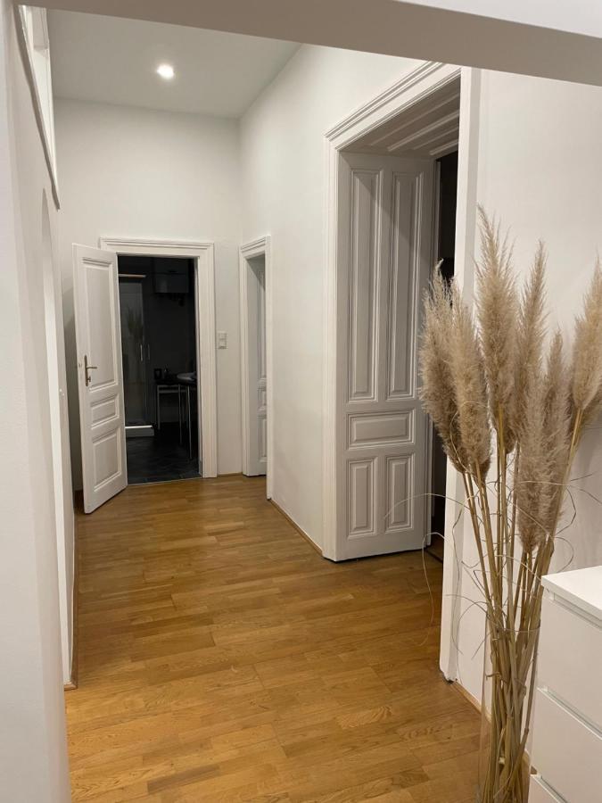 100M2 Apartment Naehe 1010 Wien Viena Exterior foto